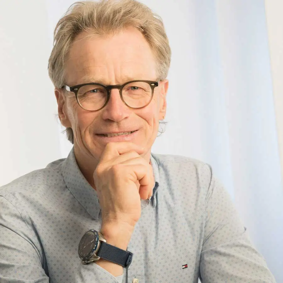 Andreas Stucki Andreas Stucki: Sales/ President